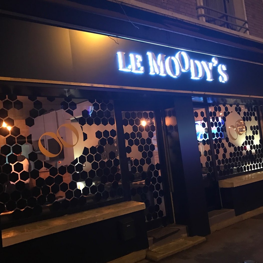 Le Moody's Café 2